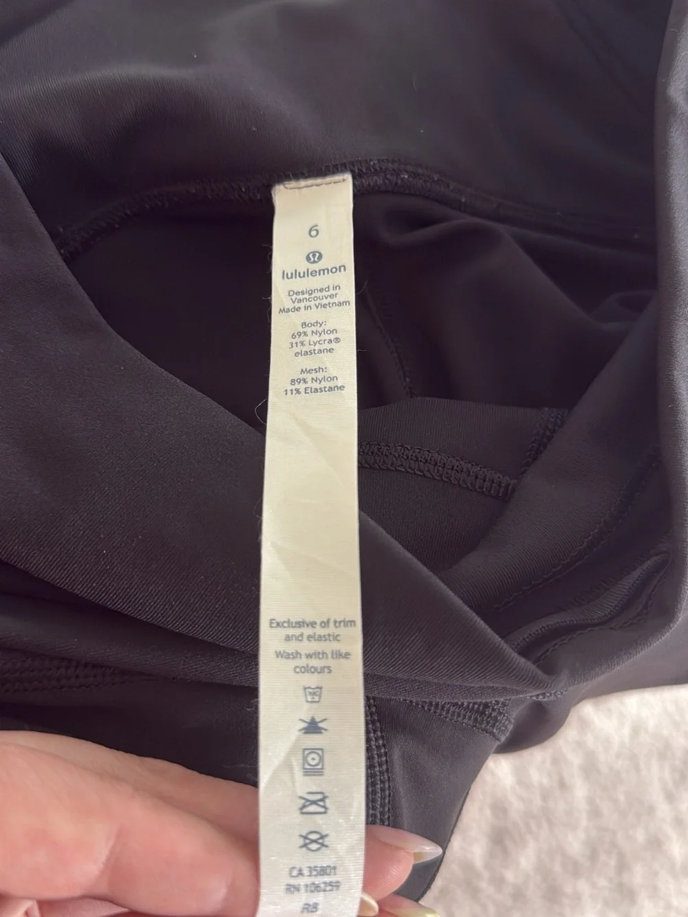 Lululemon Size 6 Black Train Times 7/8 Leggings